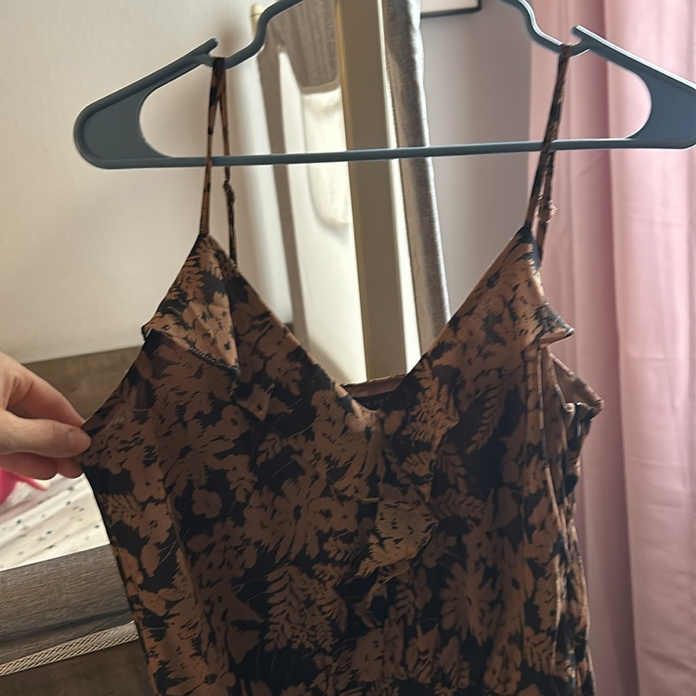 Dress - Picture 3 of 7